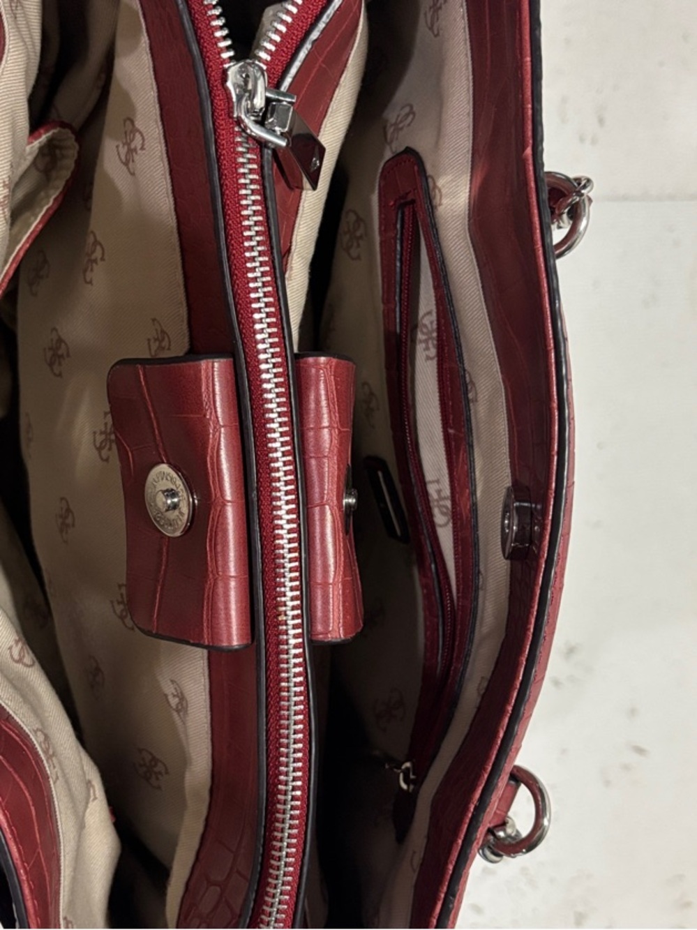 GUESS Red Tote - Picture 3 of 5
